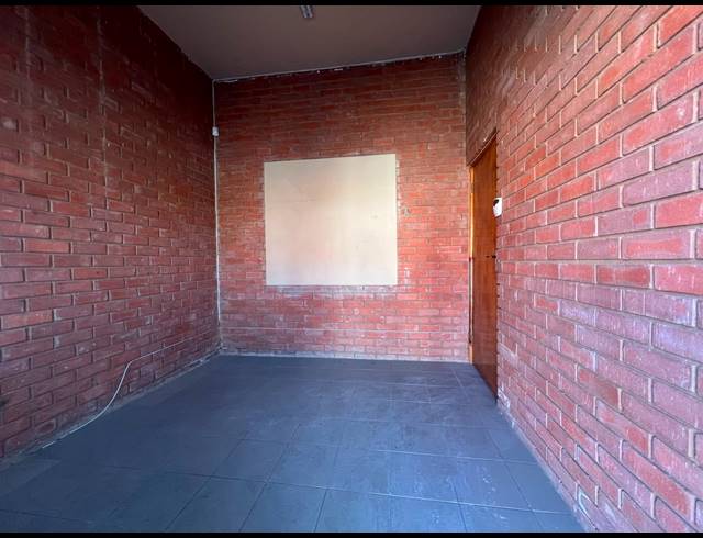 299M² WAREHOUSE TO LET IN SUNDERLAND RIDGE